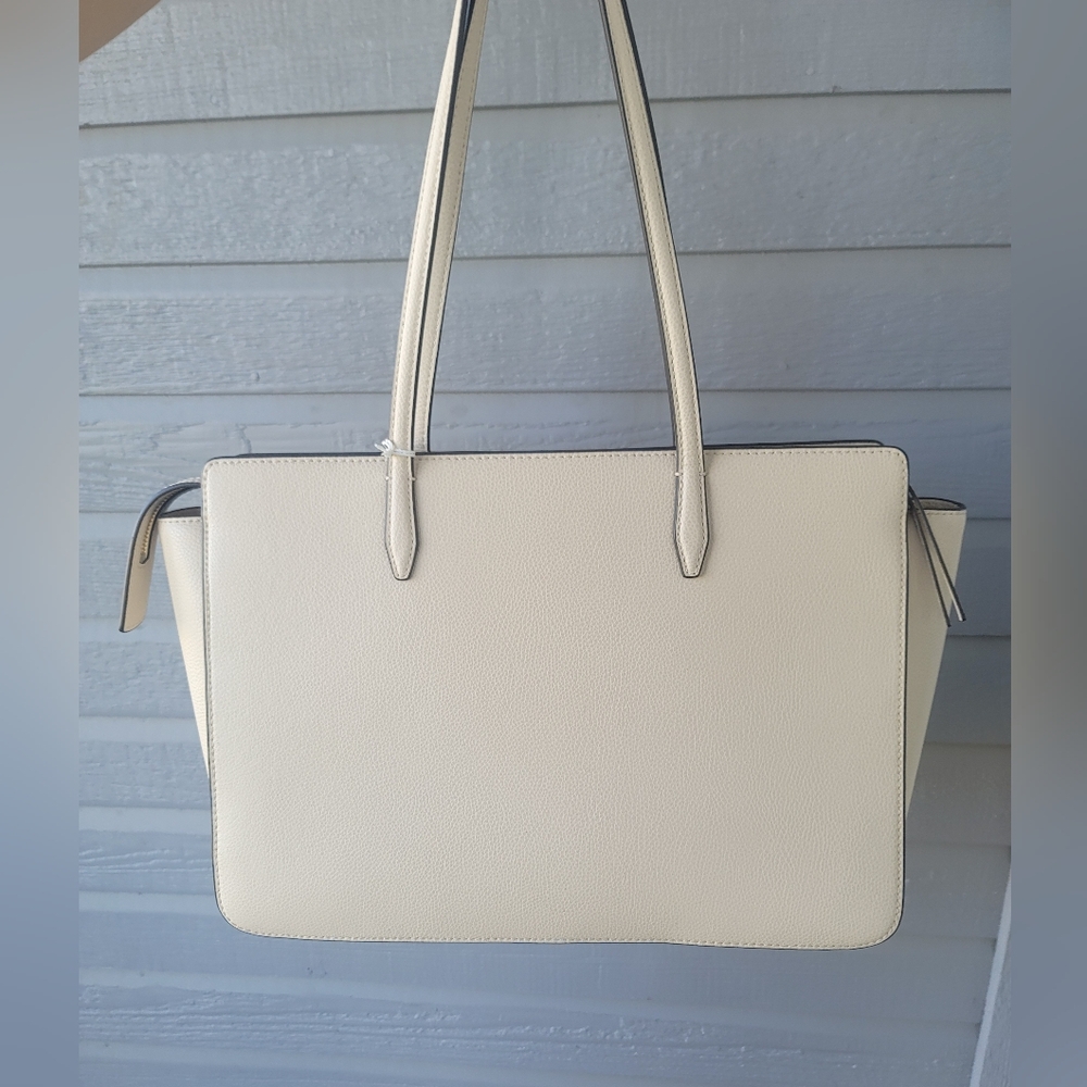 📣✨️RAFFLE!! NWT TORY BURCH RAFFLE! - Picture 6 of 12